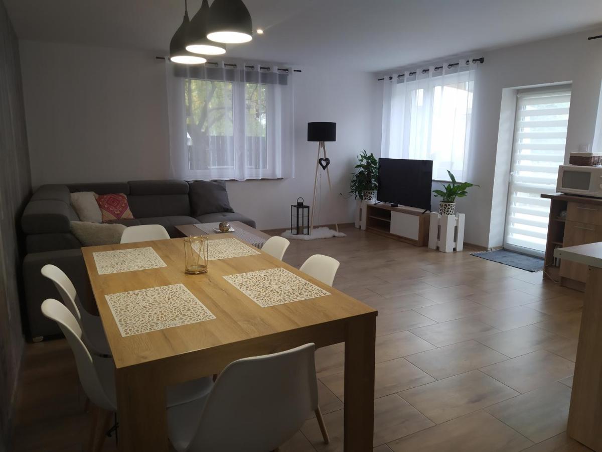 Apartament Kaola يلينيا غورا المظهر الخارجي الصورة
